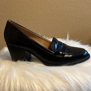 LIFE STRIDE velocity 2.0 Block Heel Loafer
NEW COLOR BLACK